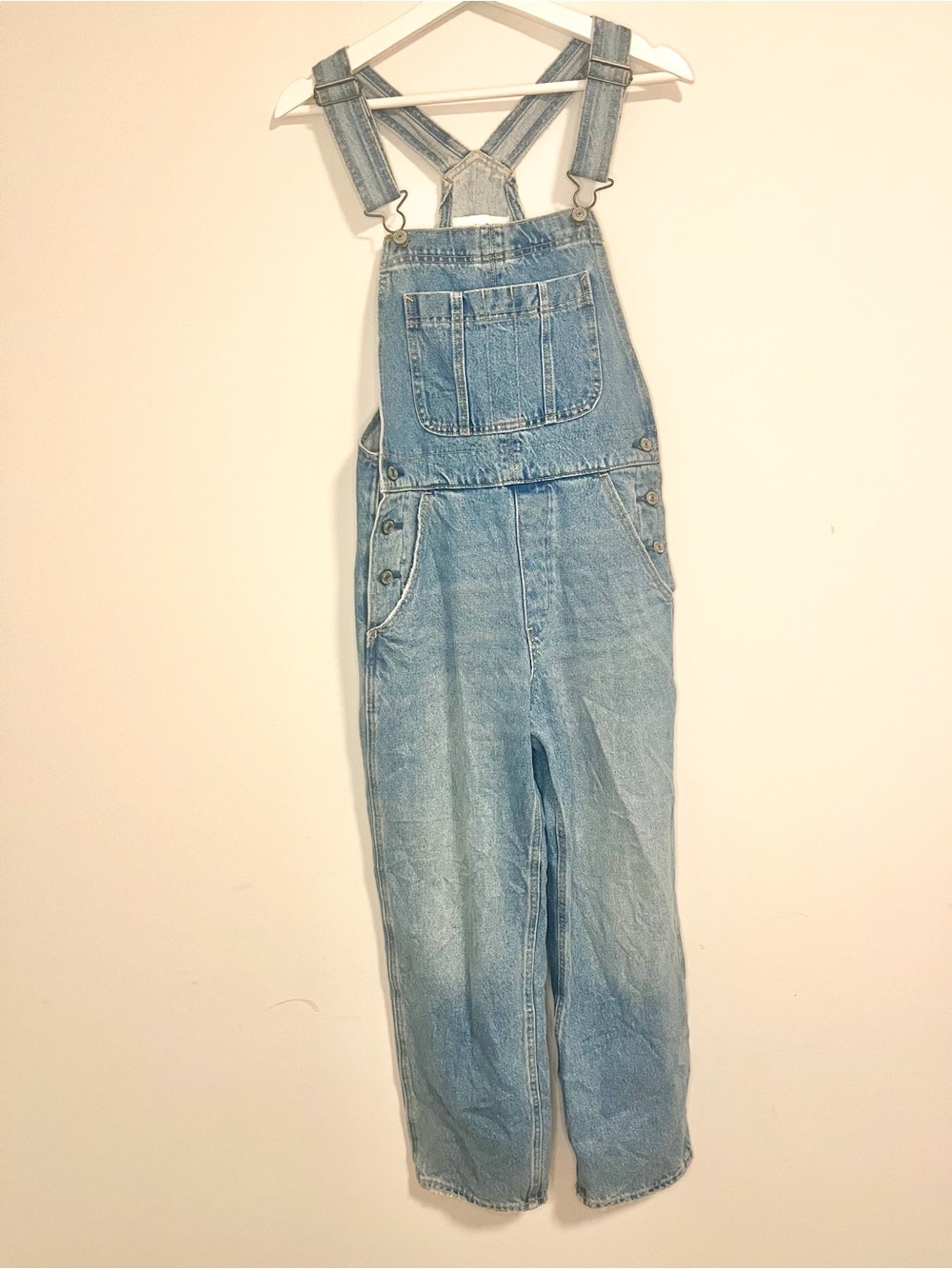 A&F | Women’s Overalls - Picture 3 of 7